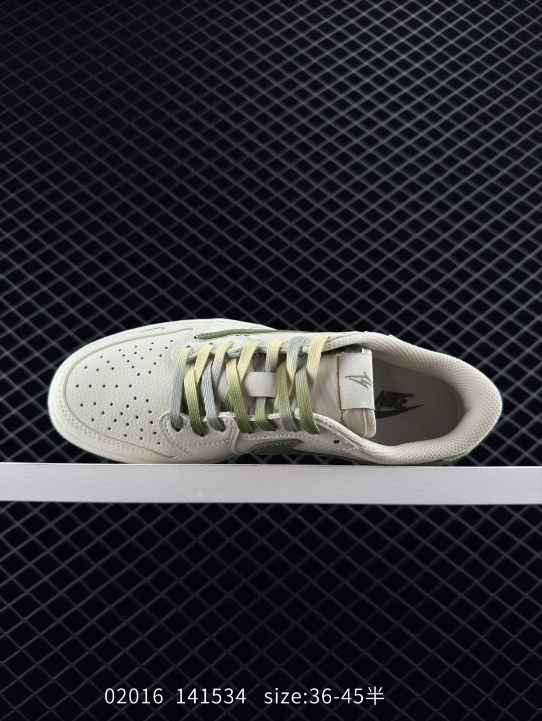 Travis Scott x Air Jordan 1 ” Reverse Mocha “